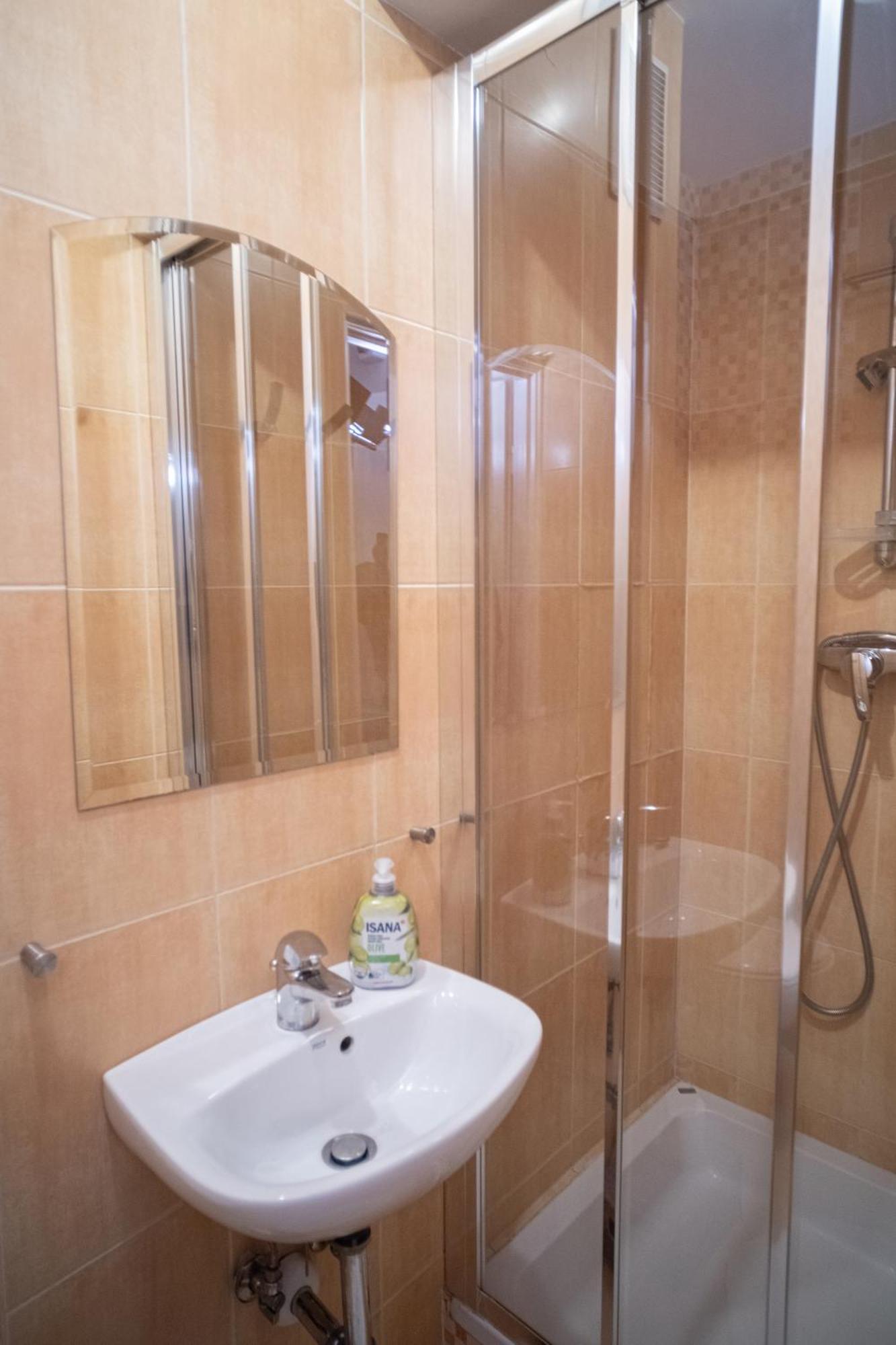 Apartrooms Near Old Town In Dnf Done Invoice Gyvenimas sodyboje Warsaw