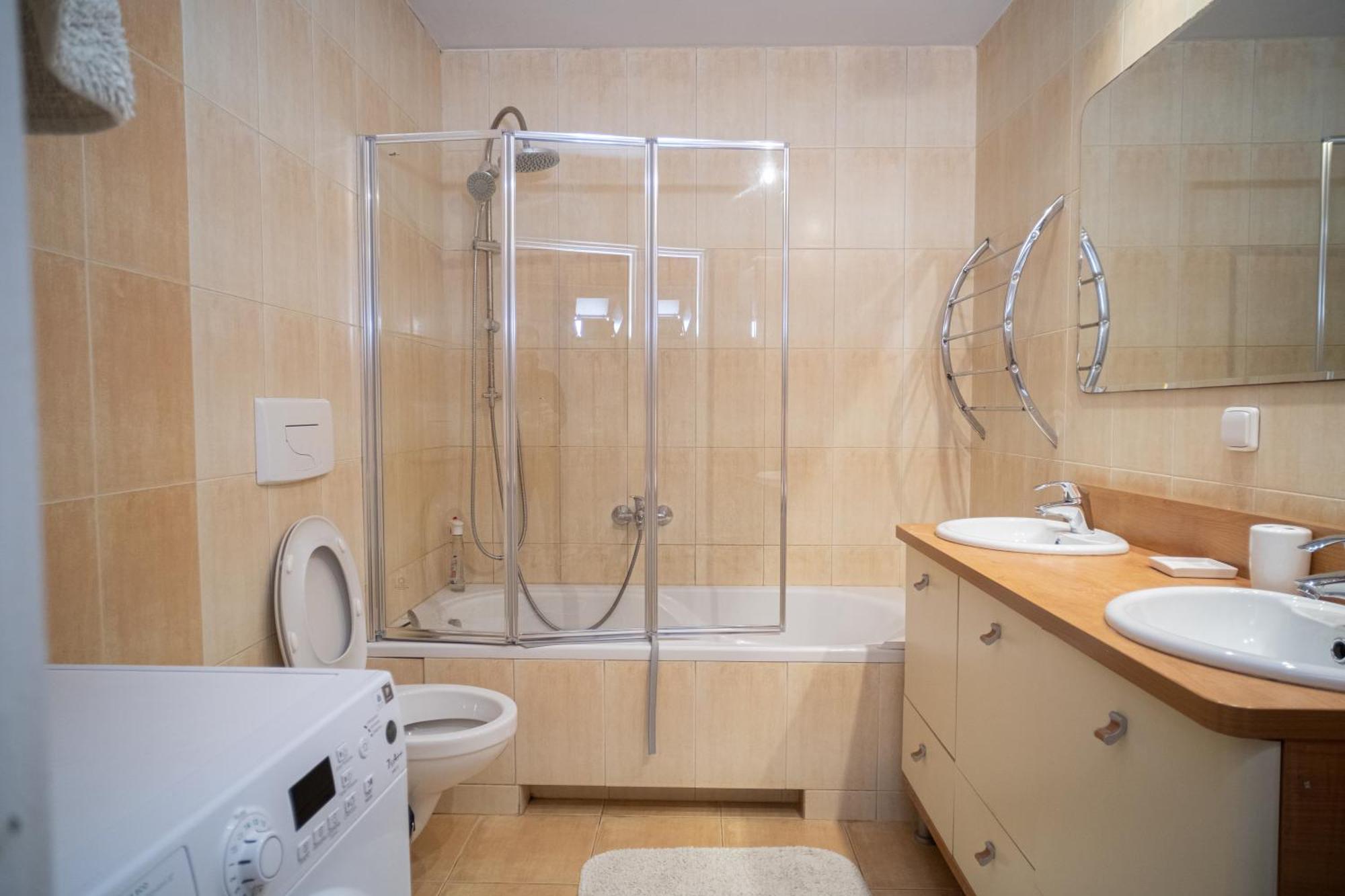 Apartrooms Near Old Town In Dnf Done Invoice Gyvenimas sodyboje *
