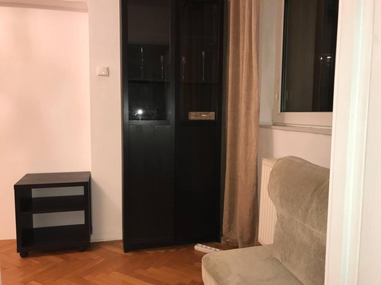 Accommodatie bij particulieren Apartrooms Near Old Town In Dnf Done Invoice Warschau